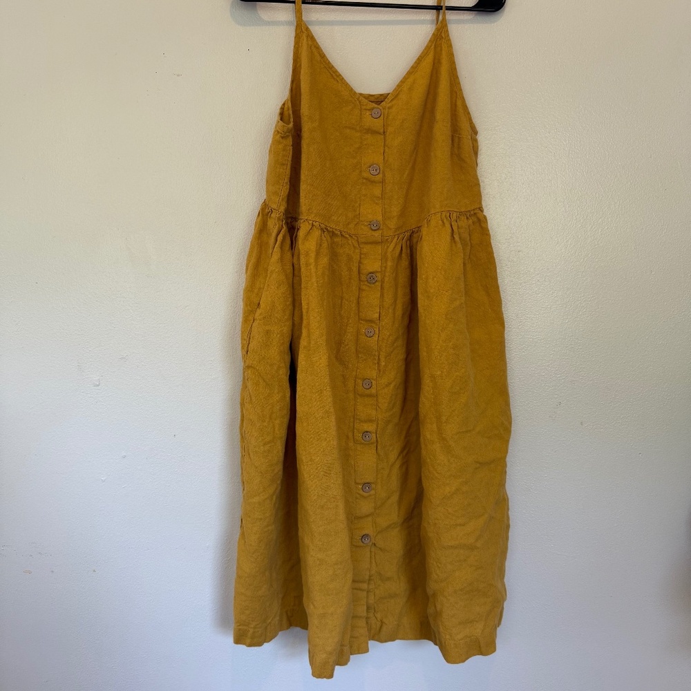 Not perfect linen Sarah button down